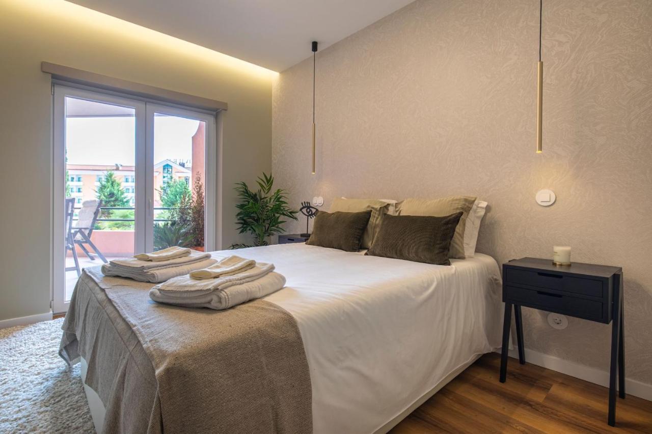 Deluxe 2Bdr Apartment In Carcavelos By Lovelystay Exterior photo